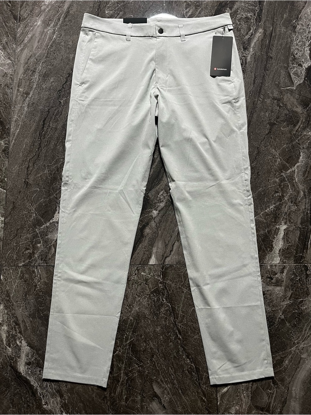 NWT Lululemon Commission Pant Slim WovenAir 34 L Sea Salt Gray Golf Chino 36